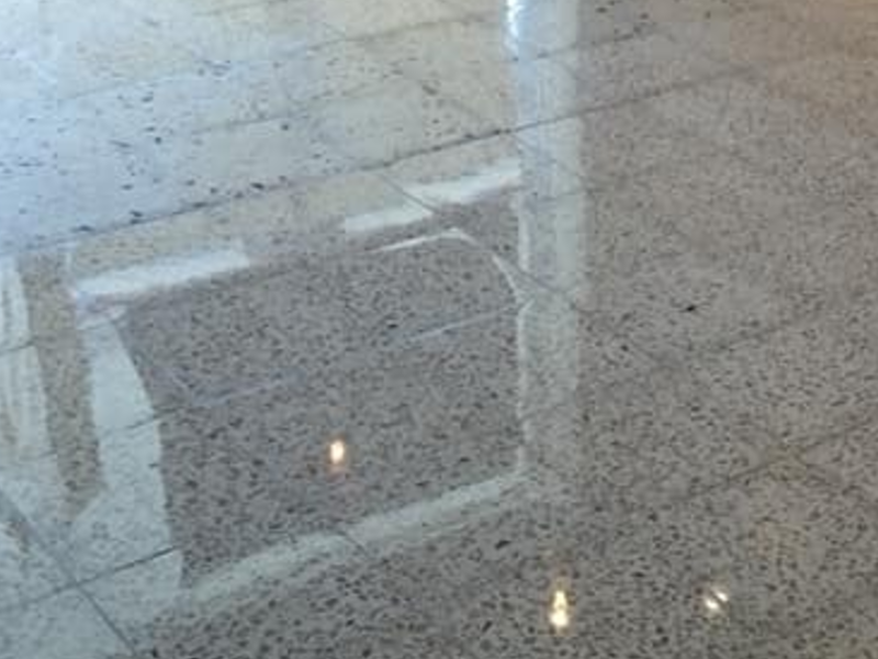 VITRIFICADO PISO ESMERALDAS