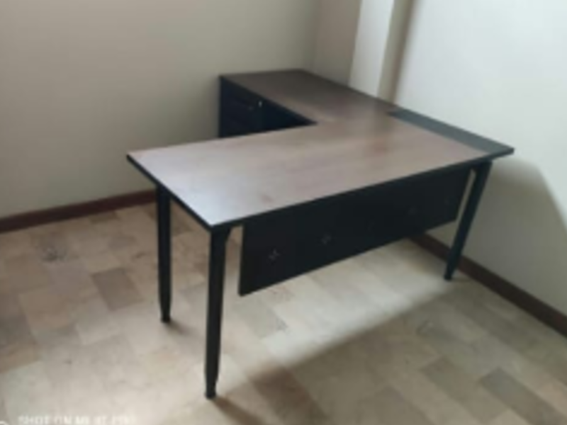 MESA OFICINA ECUADOR