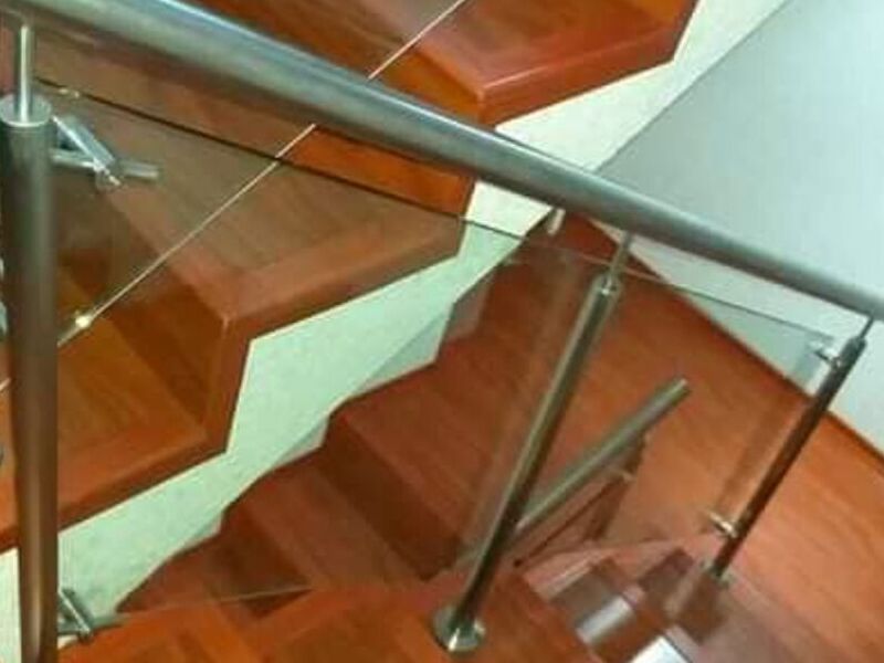 Instalación Pasamanos Ecuador