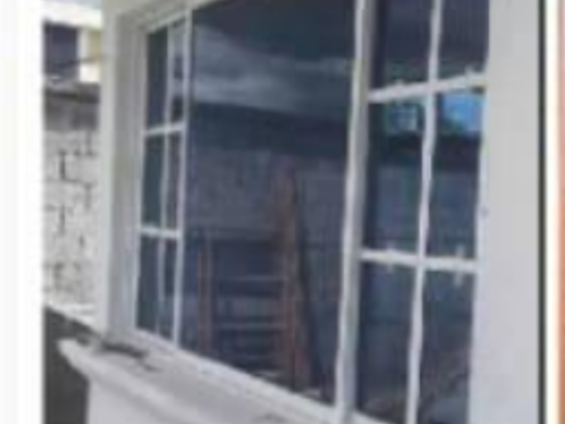 VIDRIO TEMPLADO ESMERALDAS