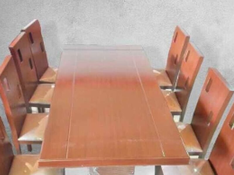 COMEDOR SEMI-LINEAL 8 SILLAS J.E