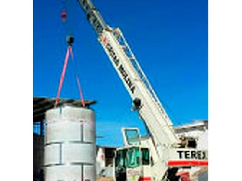 Izaje silos tanques Ecuador