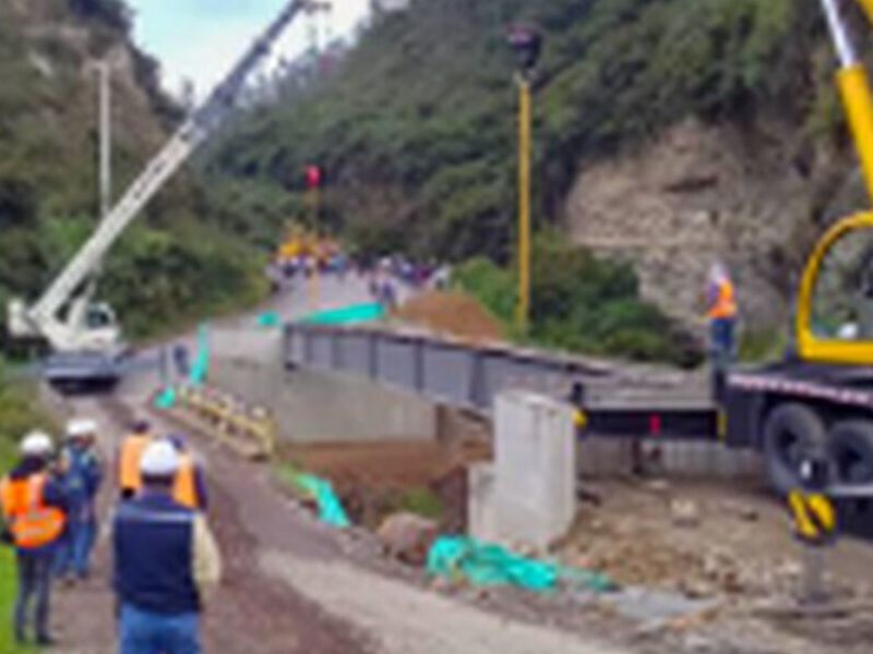 CAMIÓN GRÚA Ecuador