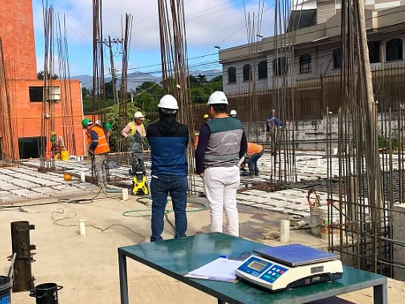 Control calidad obras Ecuador 
