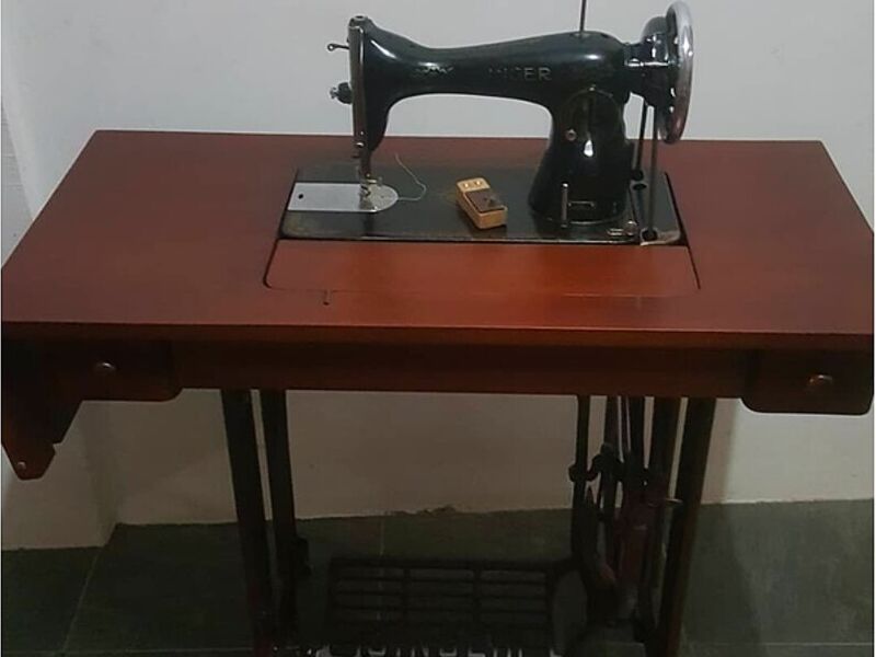 Maquina de coser reparación Quito