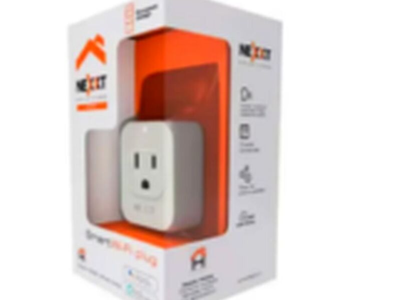 Smart home nexxt tomacorriente