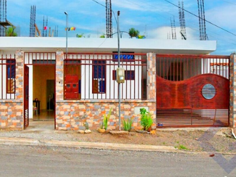 Casa de una planta en Catamayo