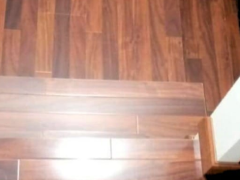 PISO MADERA CARCHI