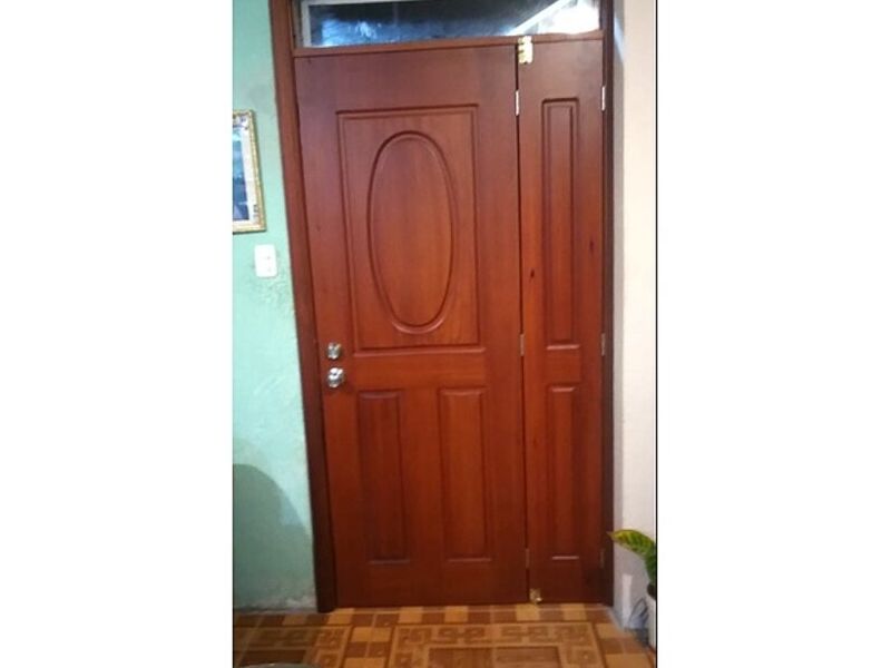 Puerta personalizada Quito