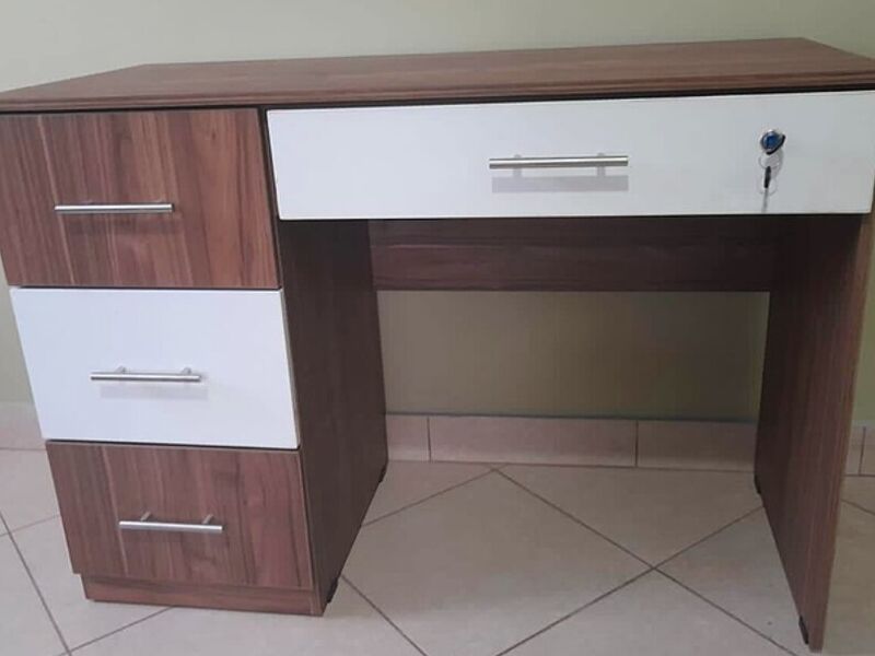 Escritorio laminado Guayaquil