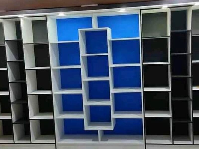 Exhibidor  de madera Ecuador
