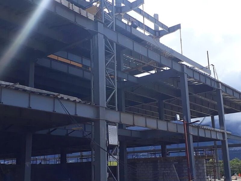 Construcción KIA Ecuador