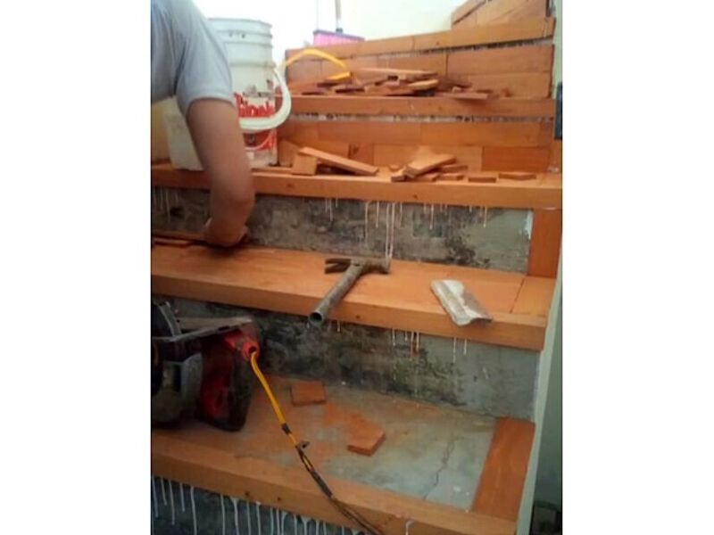 Reforma total del piso Ambato