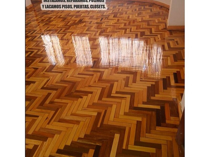 Parquet de madera diseñado Quito