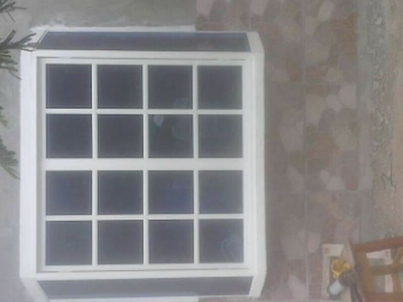 Ventana Cuadriculada Ecuador