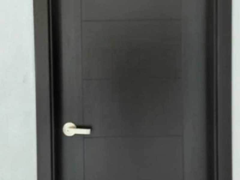 PUERTA MADERA LOJA