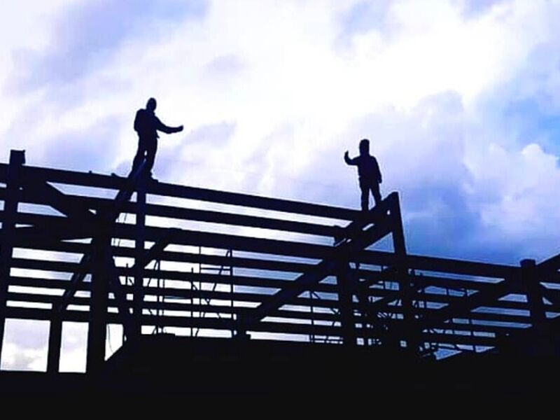 Construcciones metálicas hinoxvia Quito