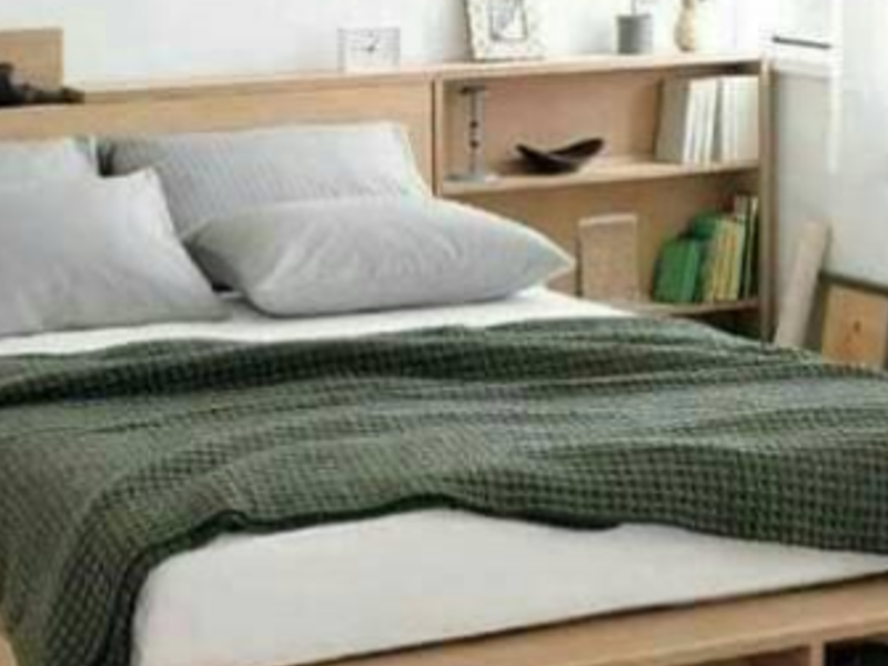 CAMA ESMERALDAS