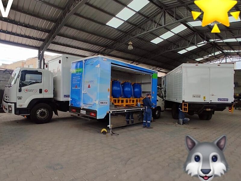 Furgon para bidones de agua Quito