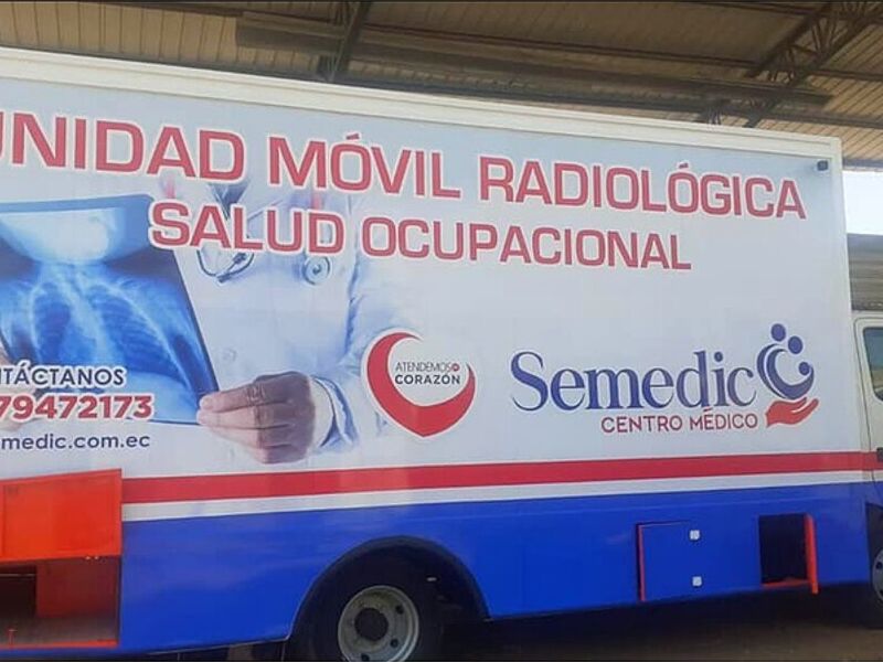 Furgoneta de salud radiológica Ambato