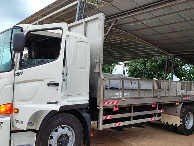 Furgoneta para trasporte pesado Ambato