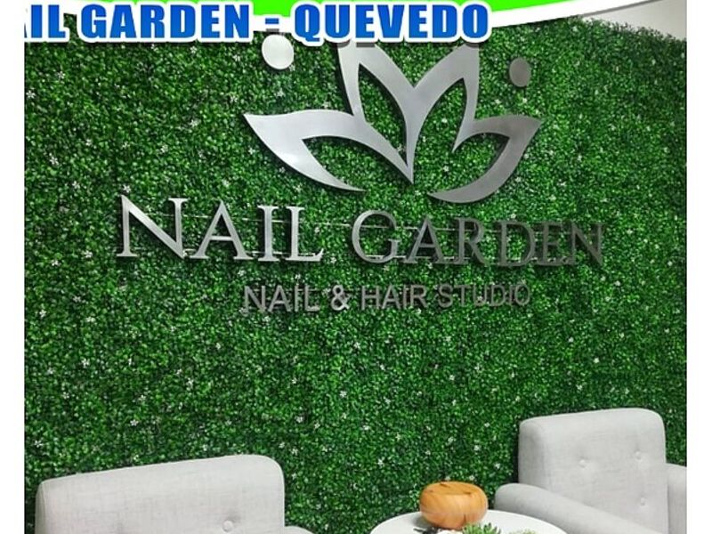Letras Acero Matte Ecuador 