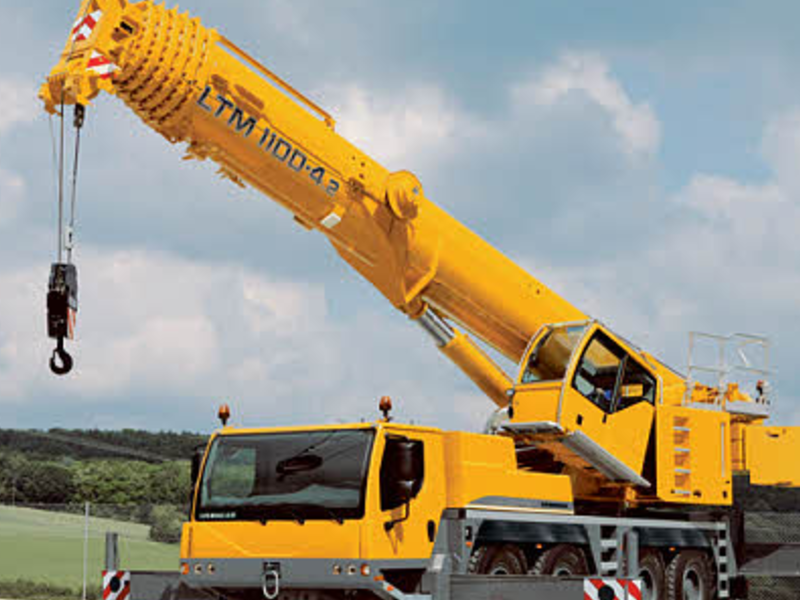 Grúa Telescópica Liebherr LTM 1100 Quito 