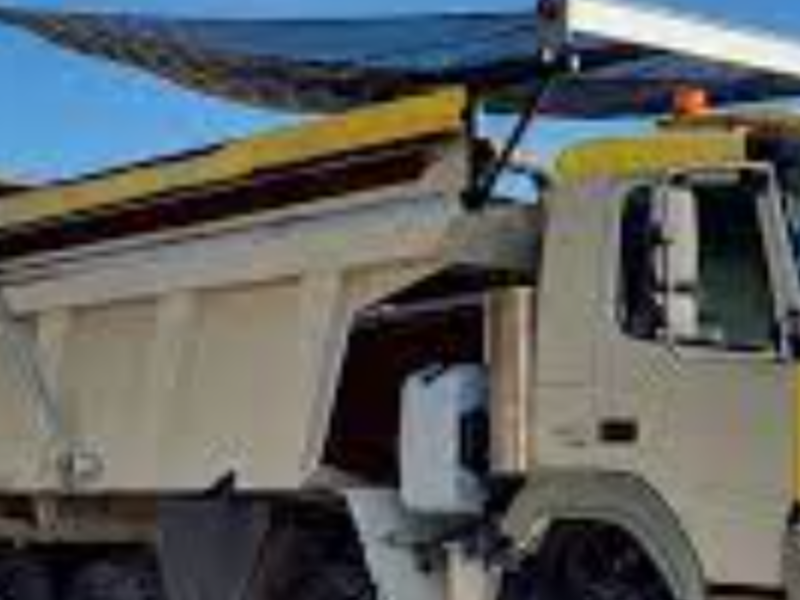 Camión Volquete Volvo FMX Quito 