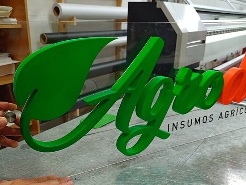 Rótulo corpóreo acrílico