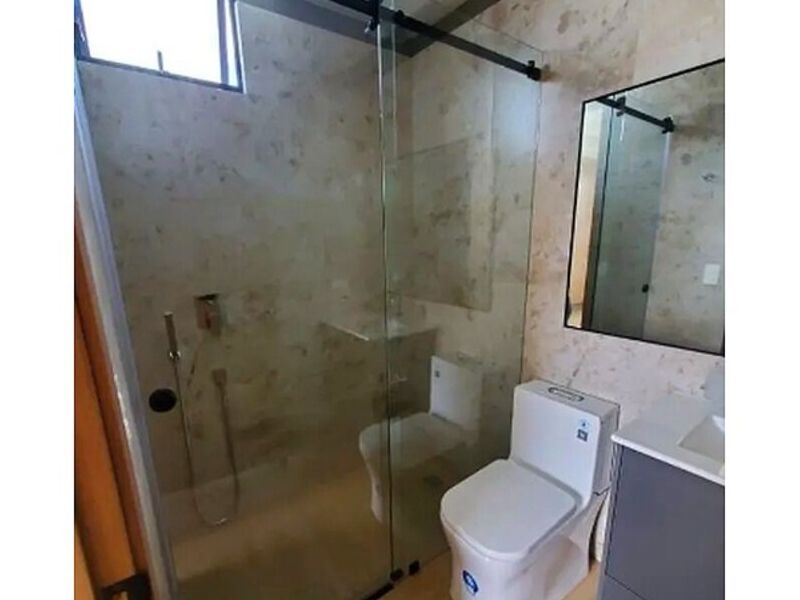 Cortina Baño Herradura Acero Ecuador 