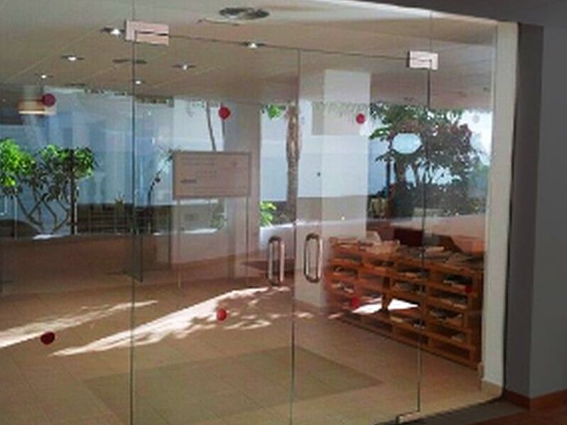 Diseño Puertas de Vidrio Ecuador