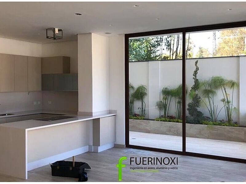 Puertas de Aluminio Ecuador
