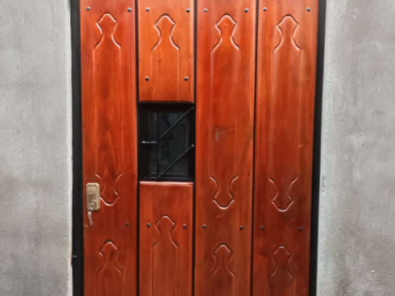 PUERTA ALUMINIO AMBATO