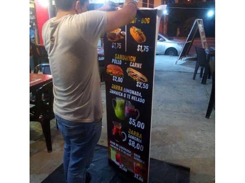 Roll Up Ecuador 