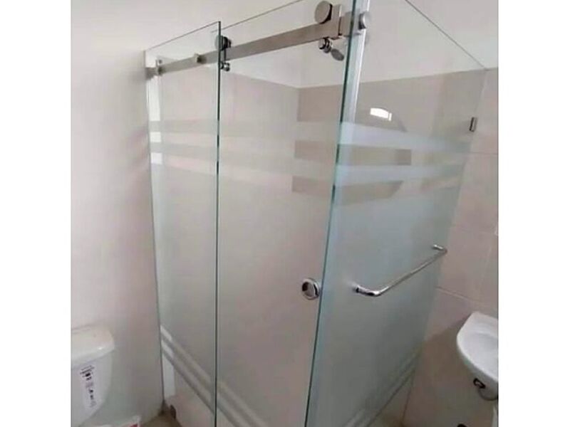 Cabina baño vidrio templado Ecuador