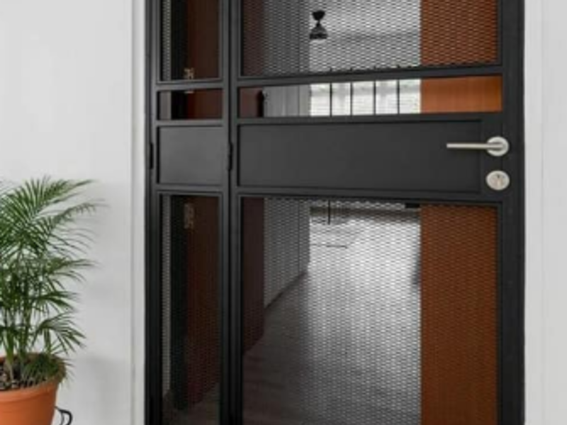 PUERTA HIERRO CAÑAR