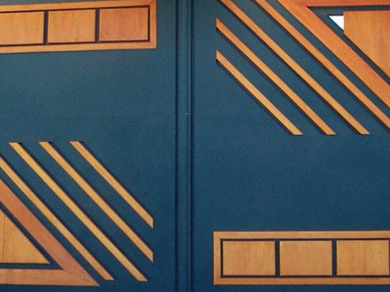 PUERTA AUTOMÁTICA ESMERALDAS