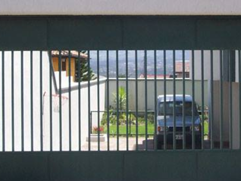 PUERTA AUTOMÁTICA ORELLANA