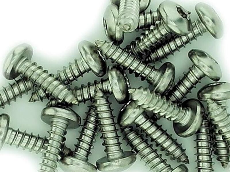 Tornillos autorroscantes Ambato