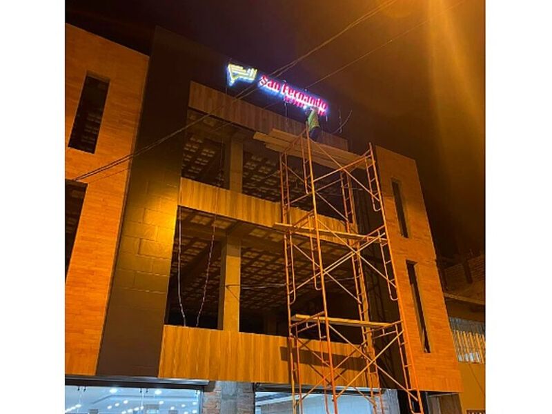 Rótulos Luminosos Ecuador