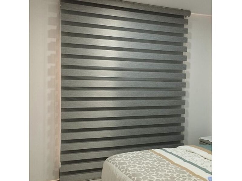 Cortina Ploma Ecuador