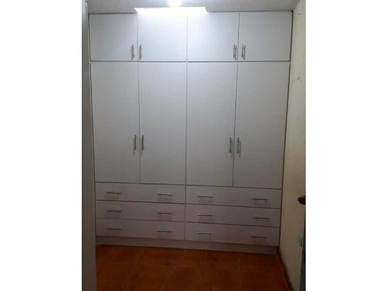 Closet blanco Ecuador  