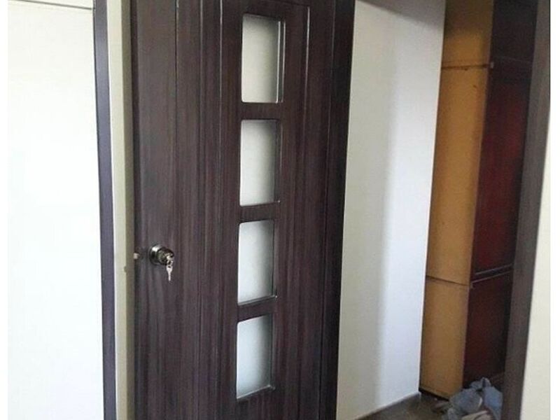 Puerta acabado líneas Ecuador 
