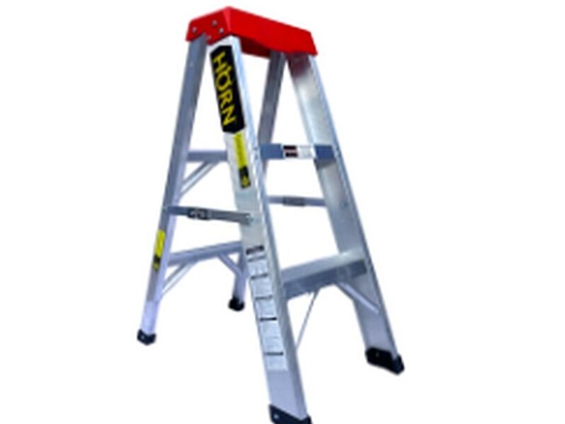 Escalera de Tijera en Aluminio Certificada 3 