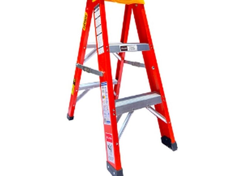 Escalera de Tijera en Aluminio 3