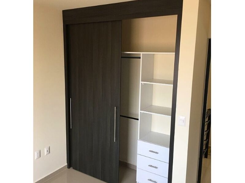 Closet Ecuador 