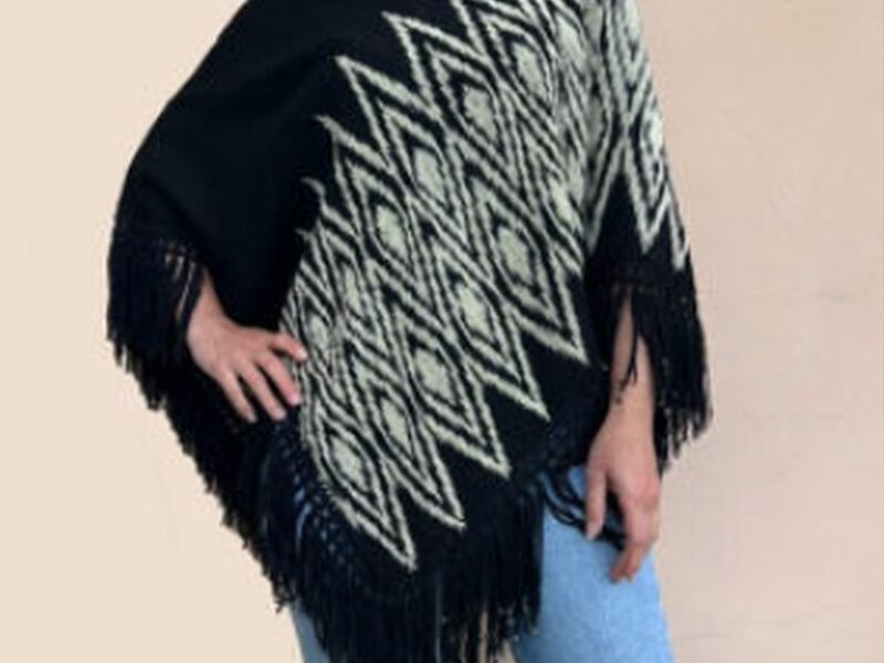 Poncho de macana gala Quito