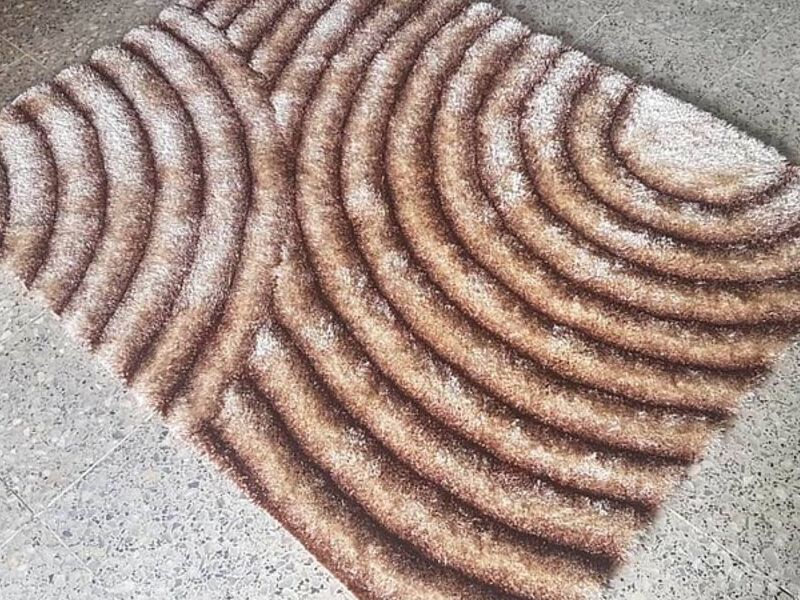 Alfombra marrón Quito