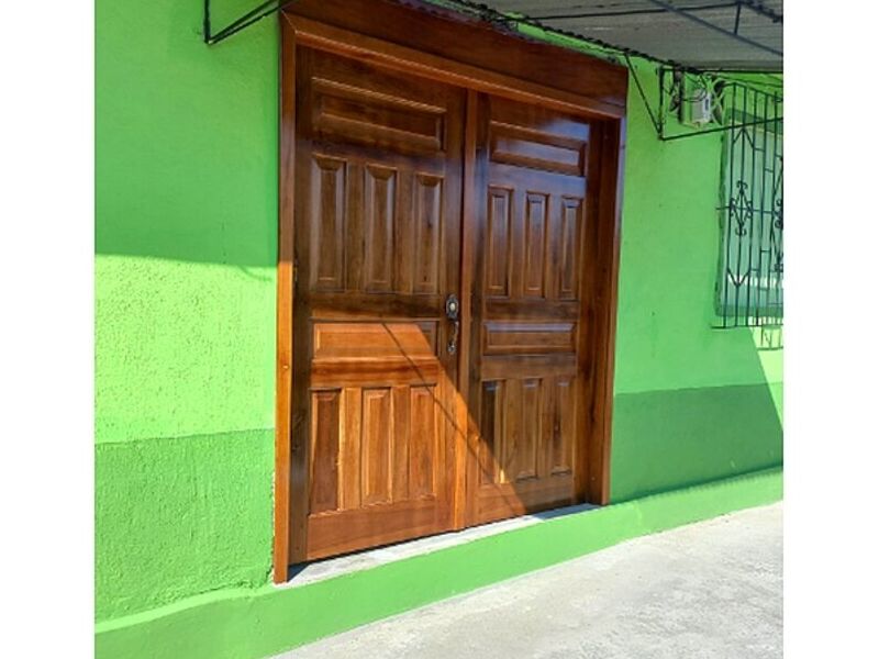 Puerta Principal Ecuador 