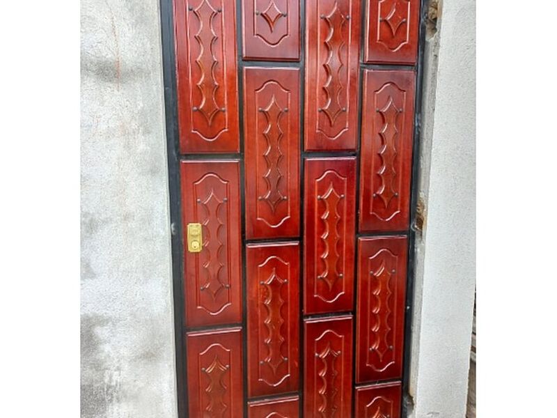 Puertas madera metal Ecuador 
